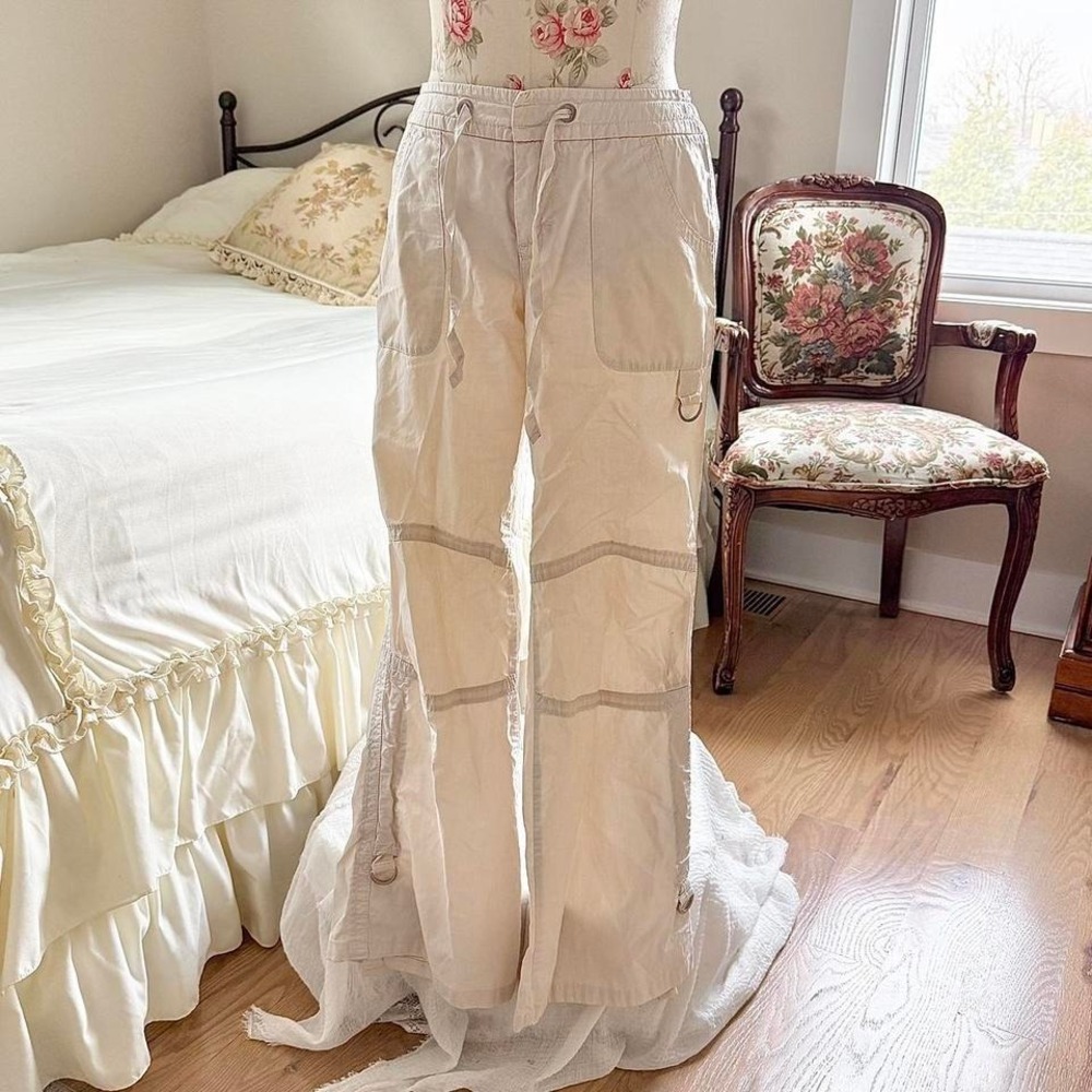 Y2k low rise cargo pants ‎ y2k esprit white cargo pants size 4